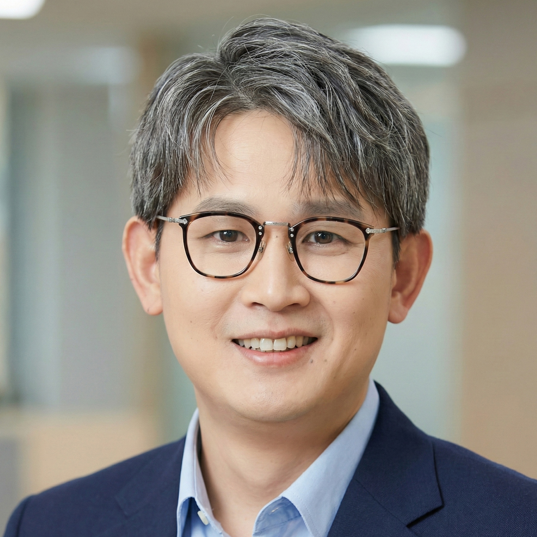 Tinghao Hu - Co-Founder